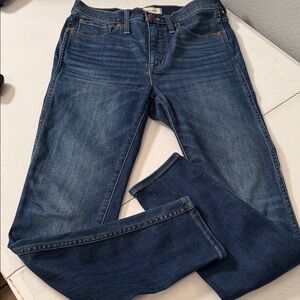 Madewell Women's Straight-Leg Jeans in Medium Indigo Wash